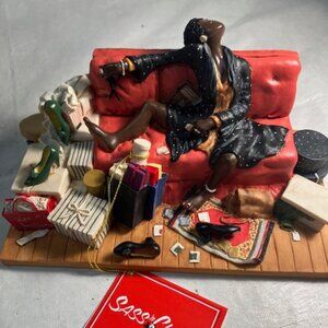 Annie Lee Sass N Class "Max-ed Out" 1997 Figurine